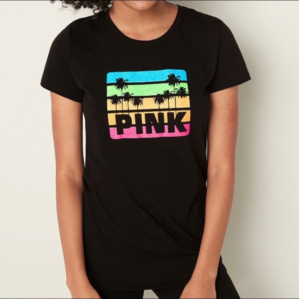 VS Pink tropical tee size xxl